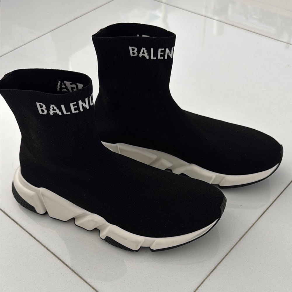 Balenciaga Speed Sneakers size 8/9